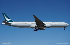 上海空運-涉非法集結被捕！國泰空姐已被調離所有職務