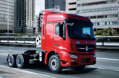 國(guó)際快遞價(jià)格表-北奔重汽V3ET牽引車(chē)，安全節(jié)能行車(chē)更高效！