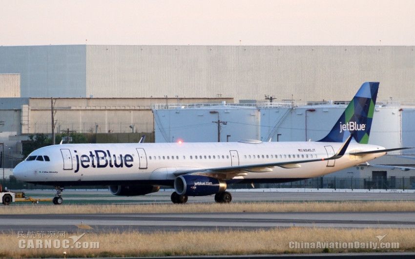 又漲價(jià)！這家美國航司上調(diào)行李托運(yùn)費(fèi)至35美元