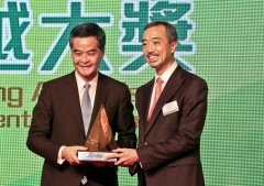 <b>空運寵物-OOCL獲頒發環境卓越金獎</b>