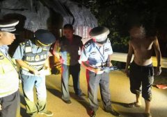 非洲國(guó)際國(guó)際快遞-射洪公安交警大隊(duì)嚴(yán)厲打擊貨運(yùn)車(chē)輛沖關(guān)沖卡違法行為