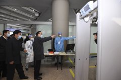 深圳貨運公司-李克強考察首都國際機場：保證人員往來有序安全