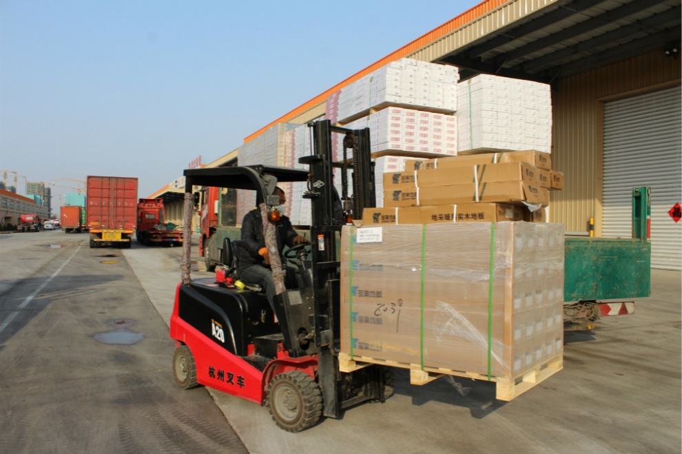 國際物流查詢傳化支付登上人民日報,破局小微商貿(mào)企業(yè)資金難模式獲點贊