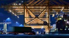 我們將其與海事服務運營以及我們的全球港口和碼頭網絡相結合
-國際快遞報價