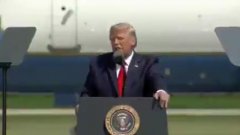 特朗普在3處不同機場向其支持者發表演講：上帝在考驗我
-迪拜空運