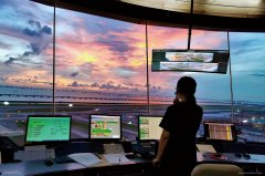 其中8月6日1142架次的日高峰比上月增加81架次
-危險品海運