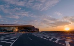 展現(xiàn)這一共和國超級(jí)工程的建設(shè)和運(yùn)營成就
-國際快遞訂艙