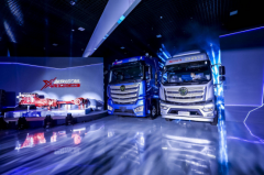 <b> 奉行極致 做輕量化專家 如果說
-空運訂艙</b>