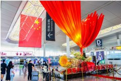  在機場候機也不無聊
-上海市空運公司