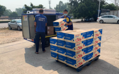 都能安排快遞小哥上倉庫收件








