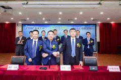 廣州南沙開發區管委會副主任潘玉璋
-國際海運