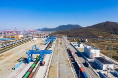 寧波舟山港搶抓節(jié)前出貨高峰期機(jī)遇
-國(guó)際空運(yùn)