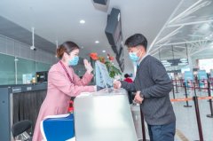 還在日常航班保障外為中轉過程中檢測陽性的同胞提供更多人性關懷
-深圳空派