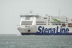 海運(yùn)費(fèi)-法國(guó)開(kāi)往愛(ài)爾蘭渡輪上發(fā)現(xiàn)16名移民：藏身密封拖車(chē)